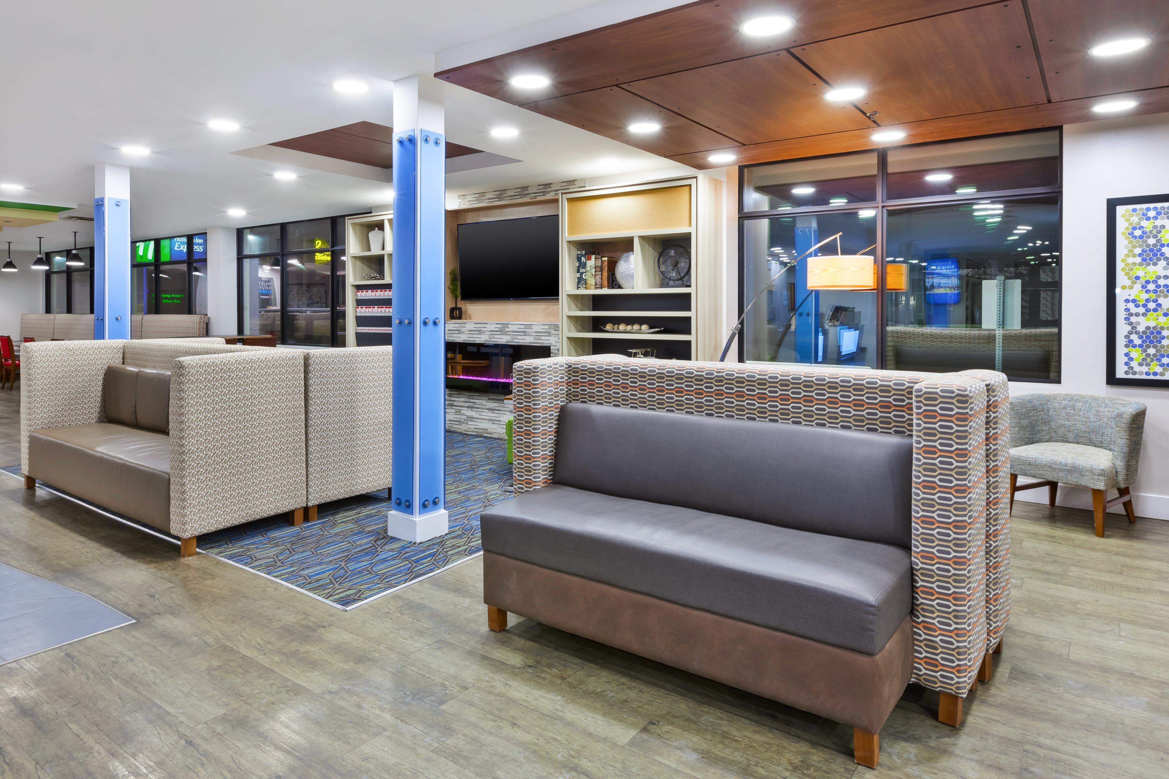 Holiday Inn Express Winnipeg Airport - Polo Park By Ihg Exteriör bild