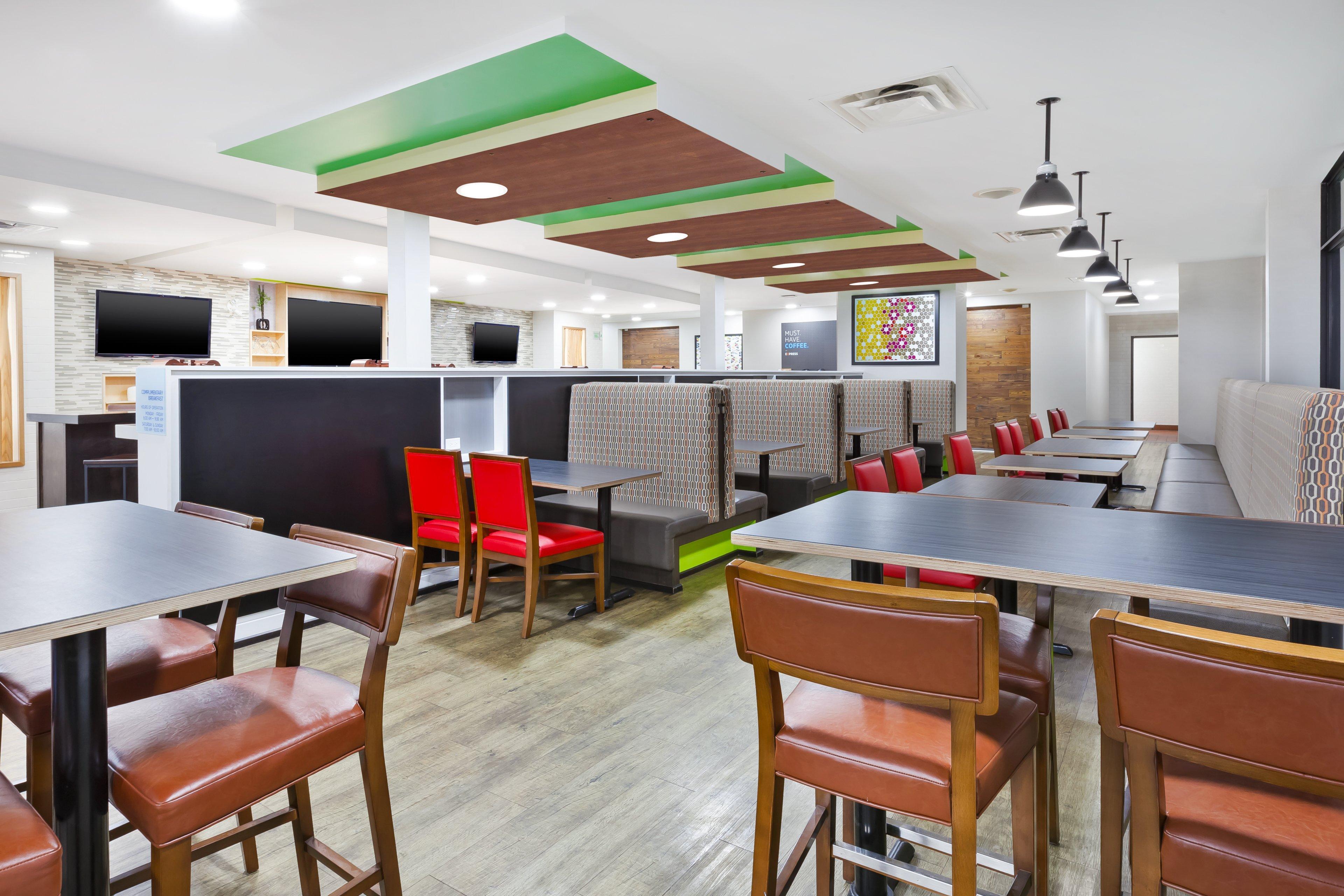 Holiday Inn Express Winnipeg Airport - Polo Park By Ihg Exteriör bild