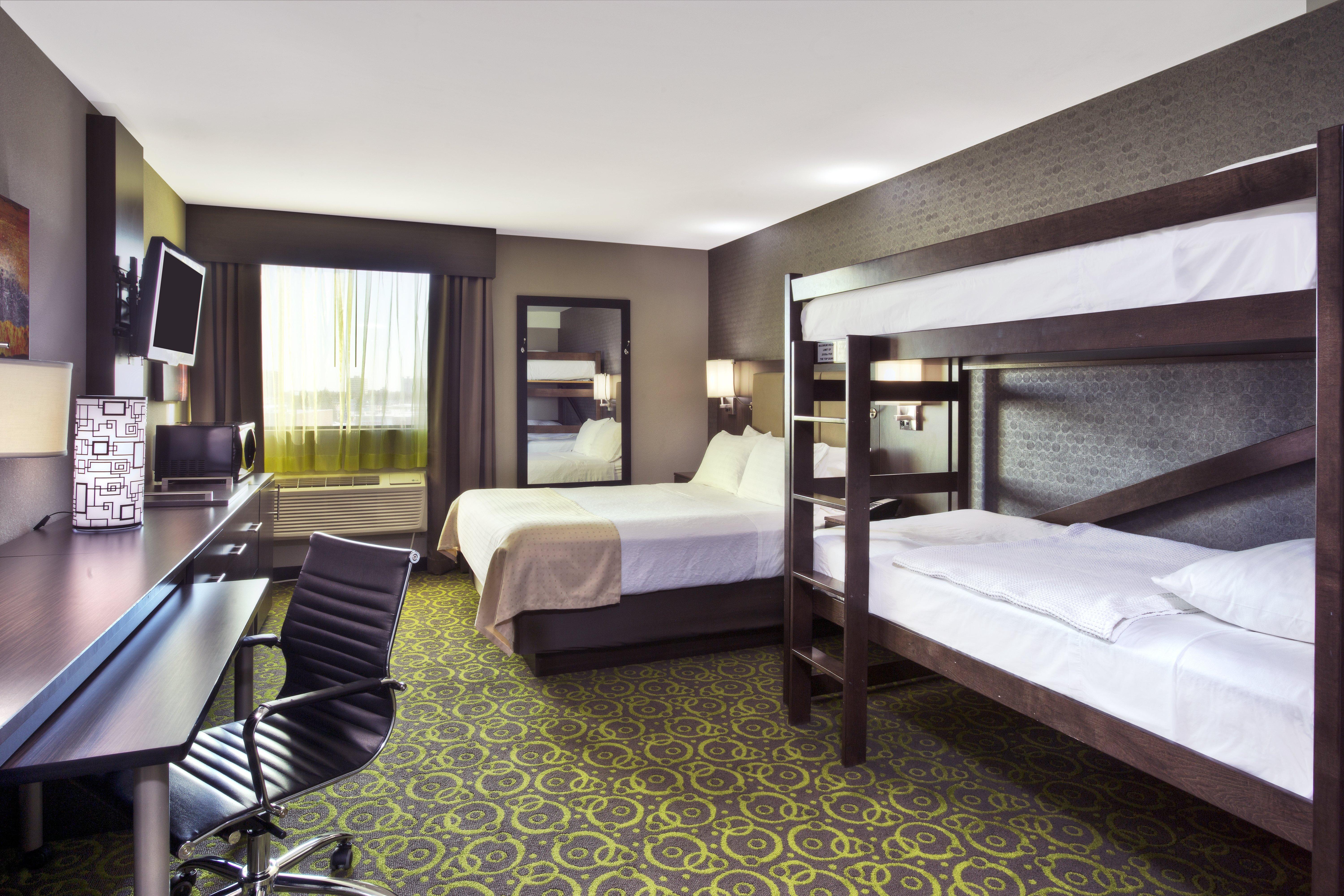 Holiday Inn Express Winnipeg Airport - Polo Park By Ihg Exteriör bild